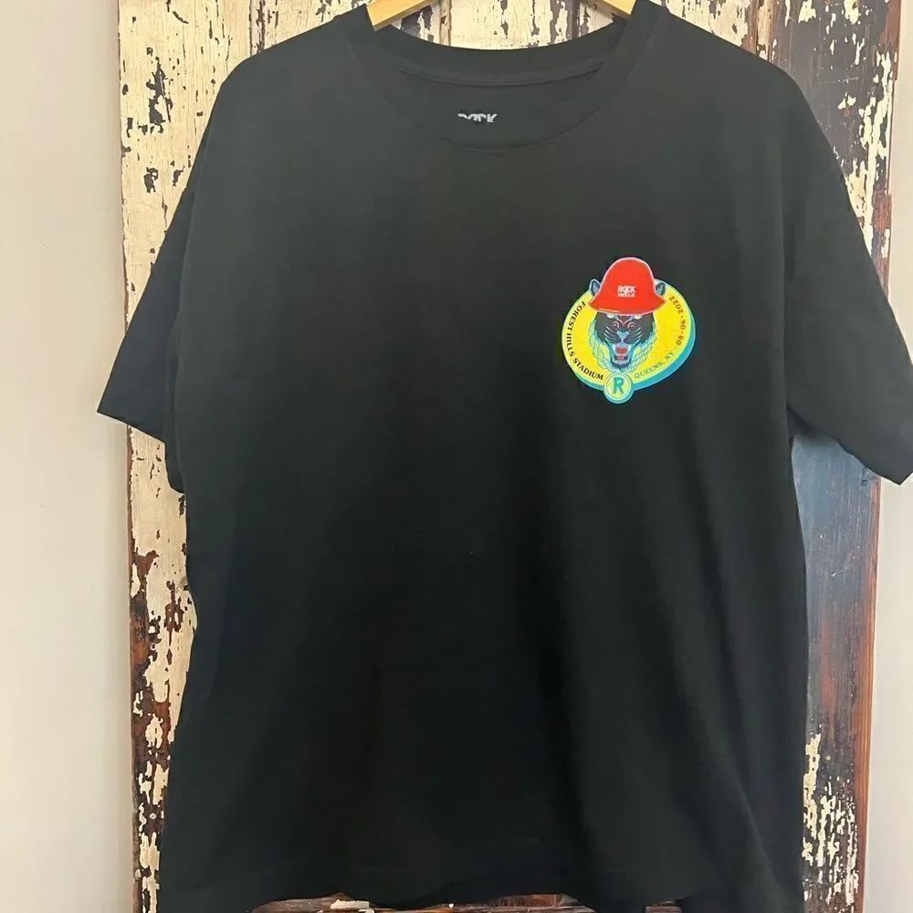 Rock The Bells concert. LLCool J Ice Cube, Rick Ross, official merch T-shirt. L